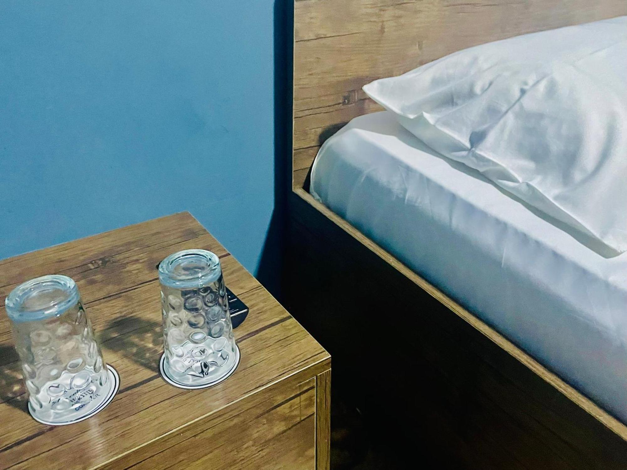 Hotel Klarastan Bon Voyage ティビリシ エクステリア 写真
