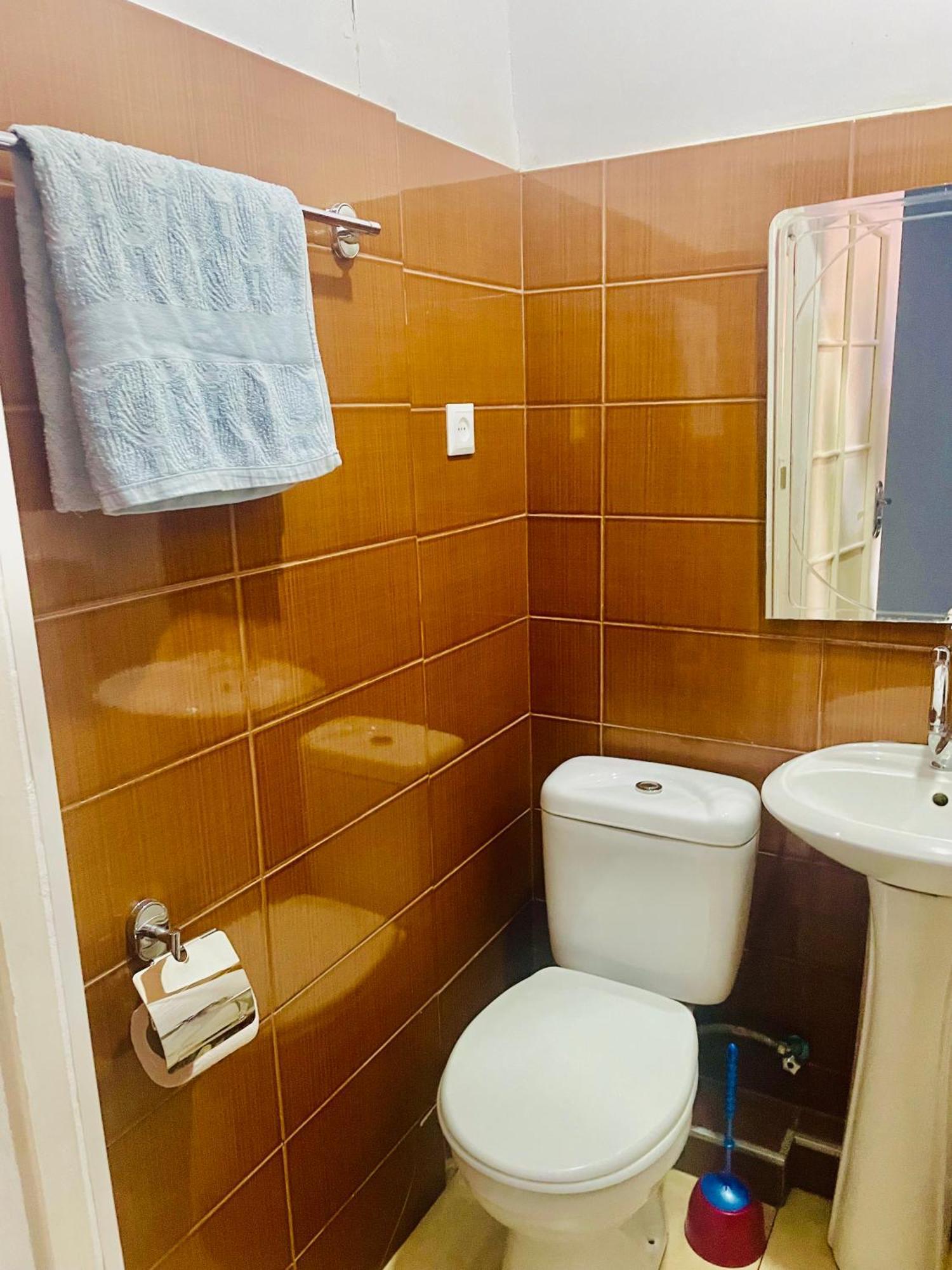Hotel Klarastan Bon Voyage ティビリシ エクステリア 写真