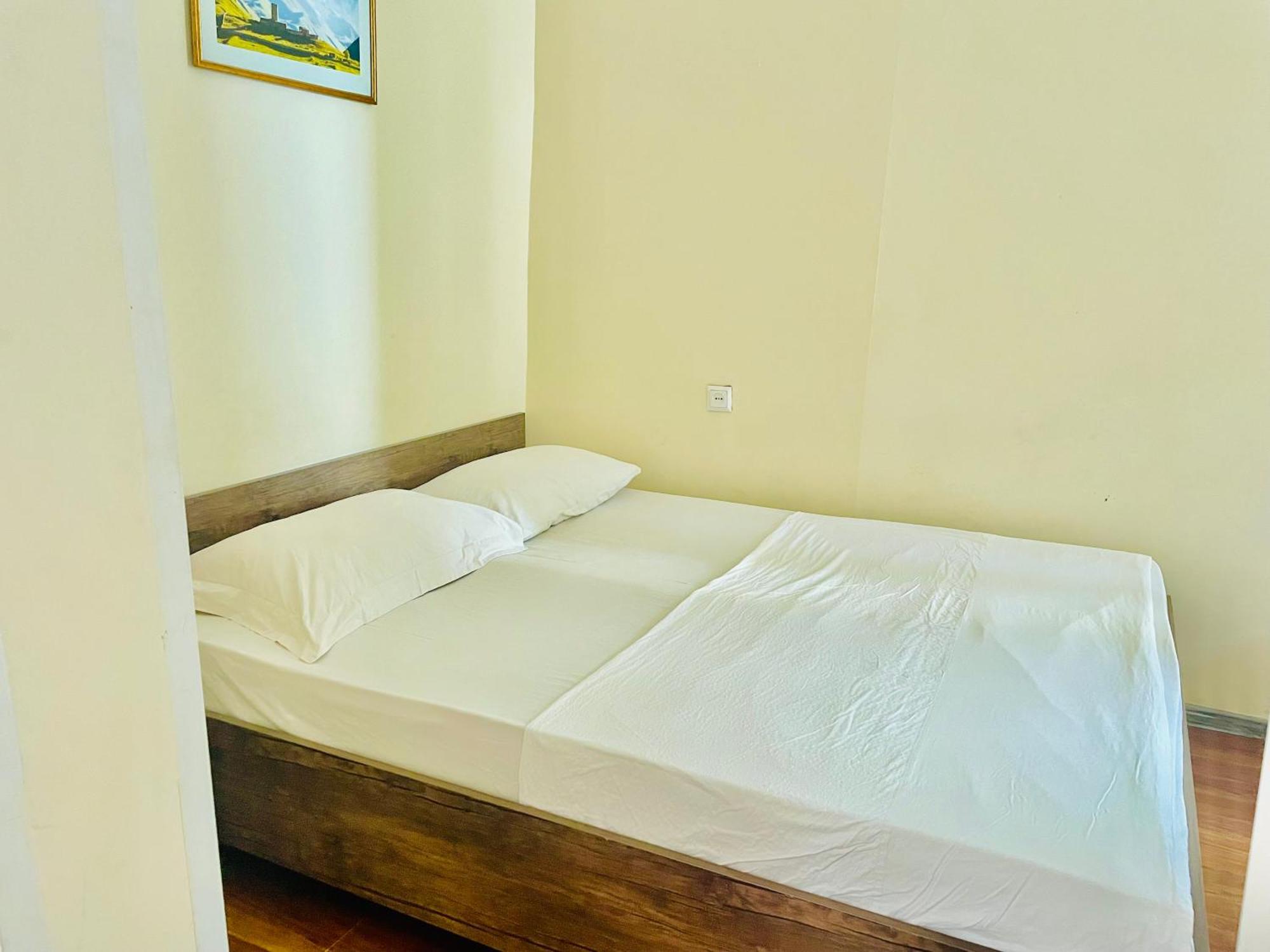 Hotel Klarastan Bon Voyage ティビリシ エクステリア 写真